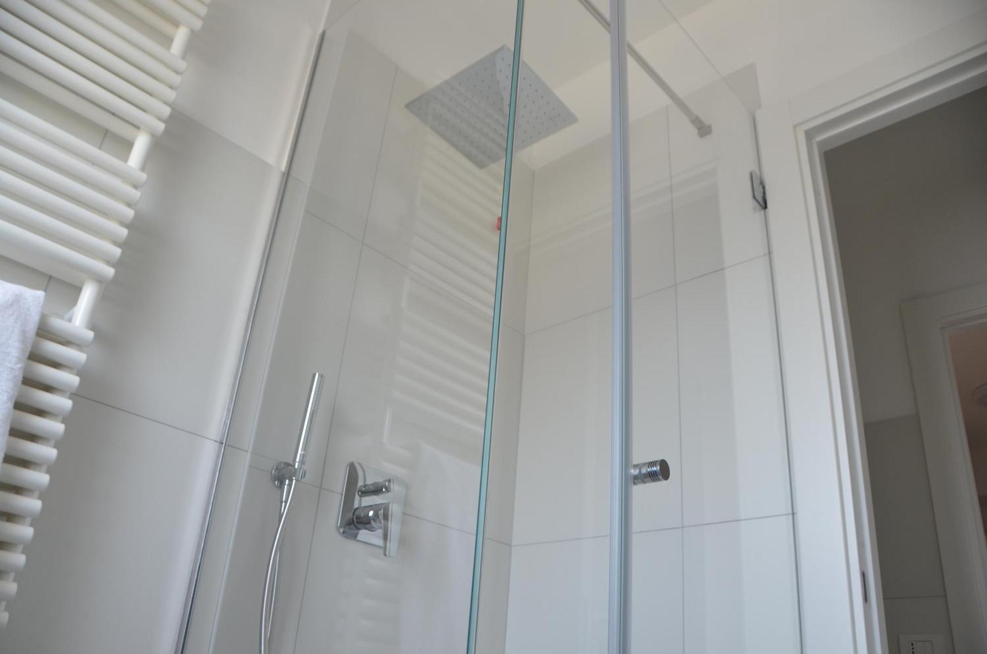 Suite 39 Tra Roma E Il Mare ポメツィア エクステリア 写真
